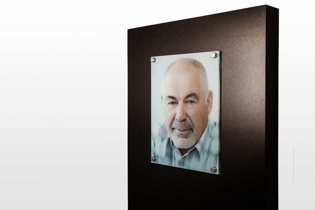 портрет на стекле крупно.jpg